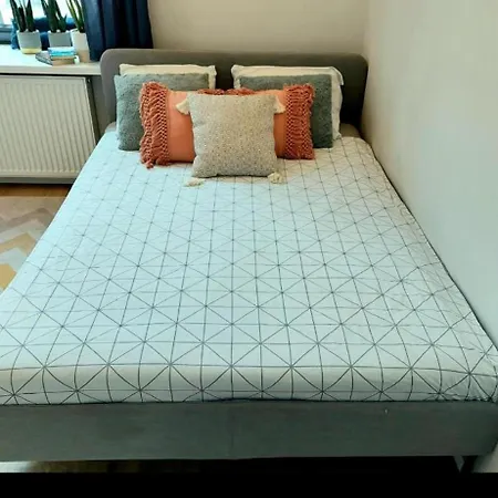 Hola Loft Apartman *